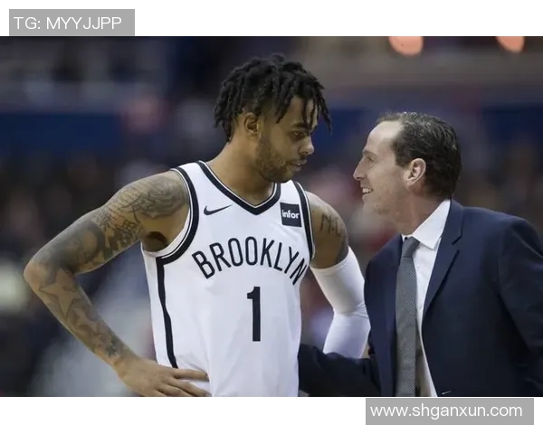 足球明星拉塞尔的传奇故事与职业生涯全解析